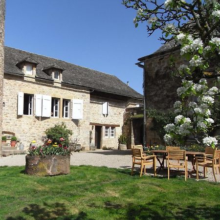Chambres D'Hotes Du Hameau Les Brunes Bozouls Экстерьер фото