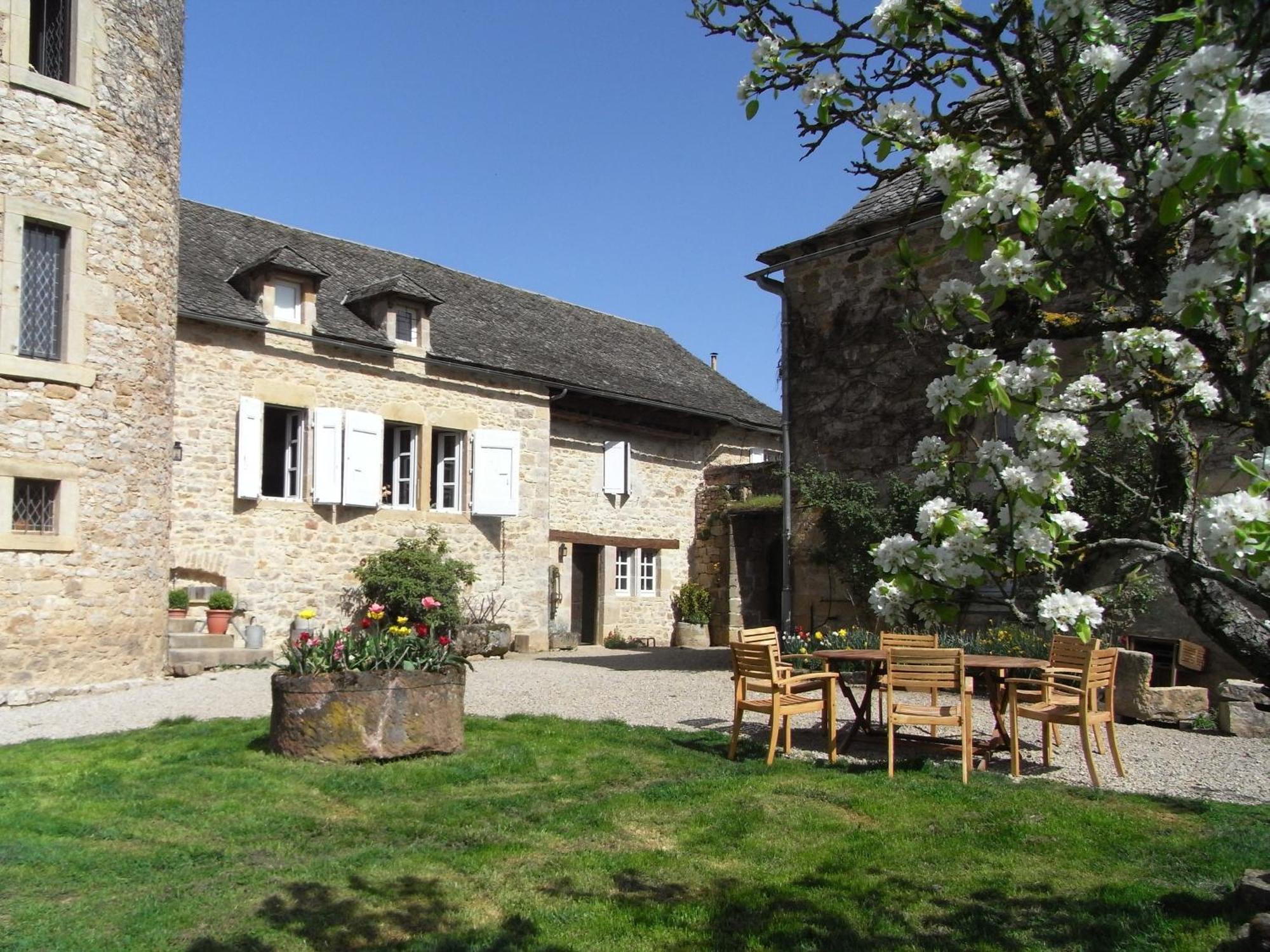 Chambres D'Hotes Du Hameau Les Brunes Bozouls Экстерьер фото
