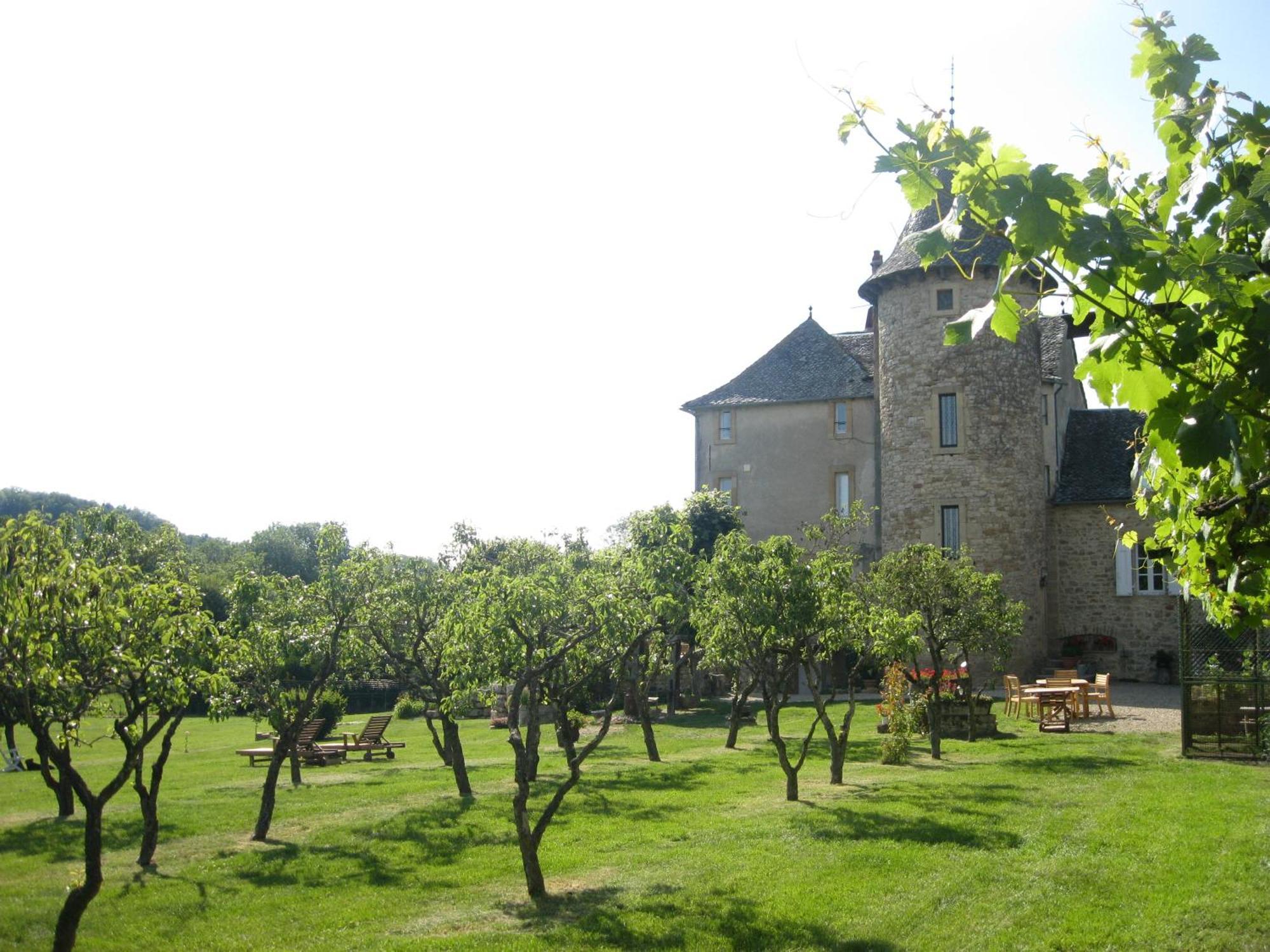 Chambres D'Hotes Du Hameau Les Brunes Bozouls Экстерьер фото